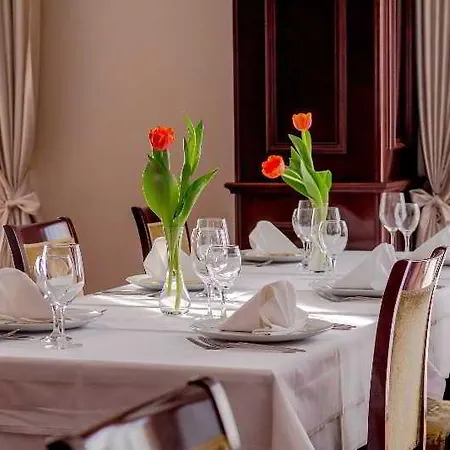 President Hotel Solin