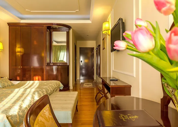 Hotel President
