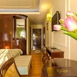 Otel President