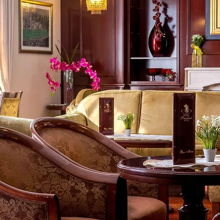 Hotel President