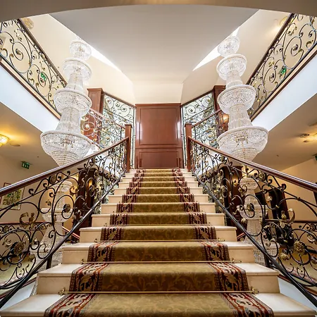 Hotel President Solin