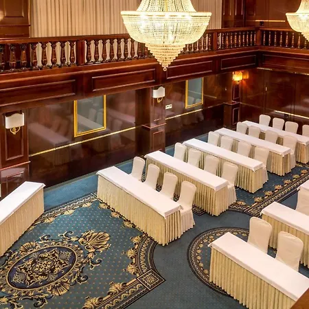 President Hotel