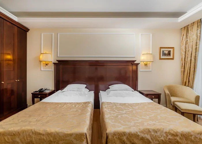 Hotel President